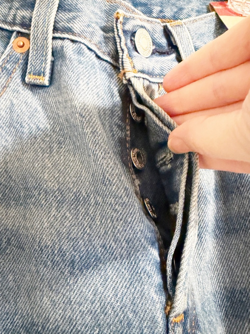 Levi's 501 Original Fit Light Wash Straight Leg Button Fly Jeans 24x30 - Picture 4 of 9